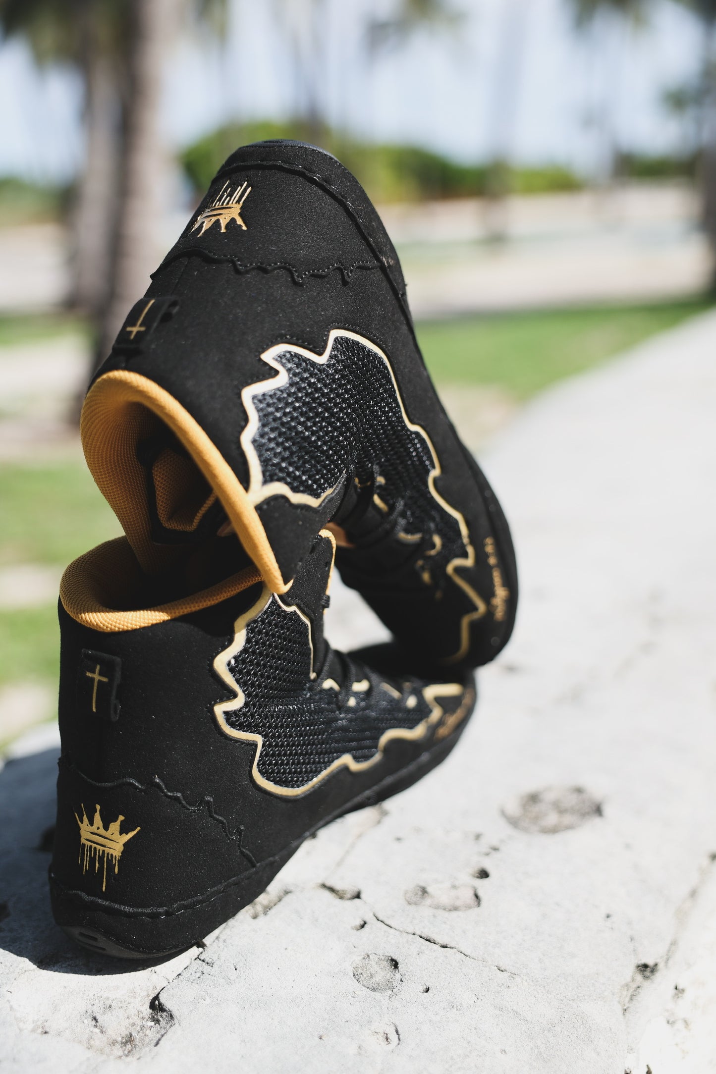 Georgio Poullas X Scavangers Black/Gold