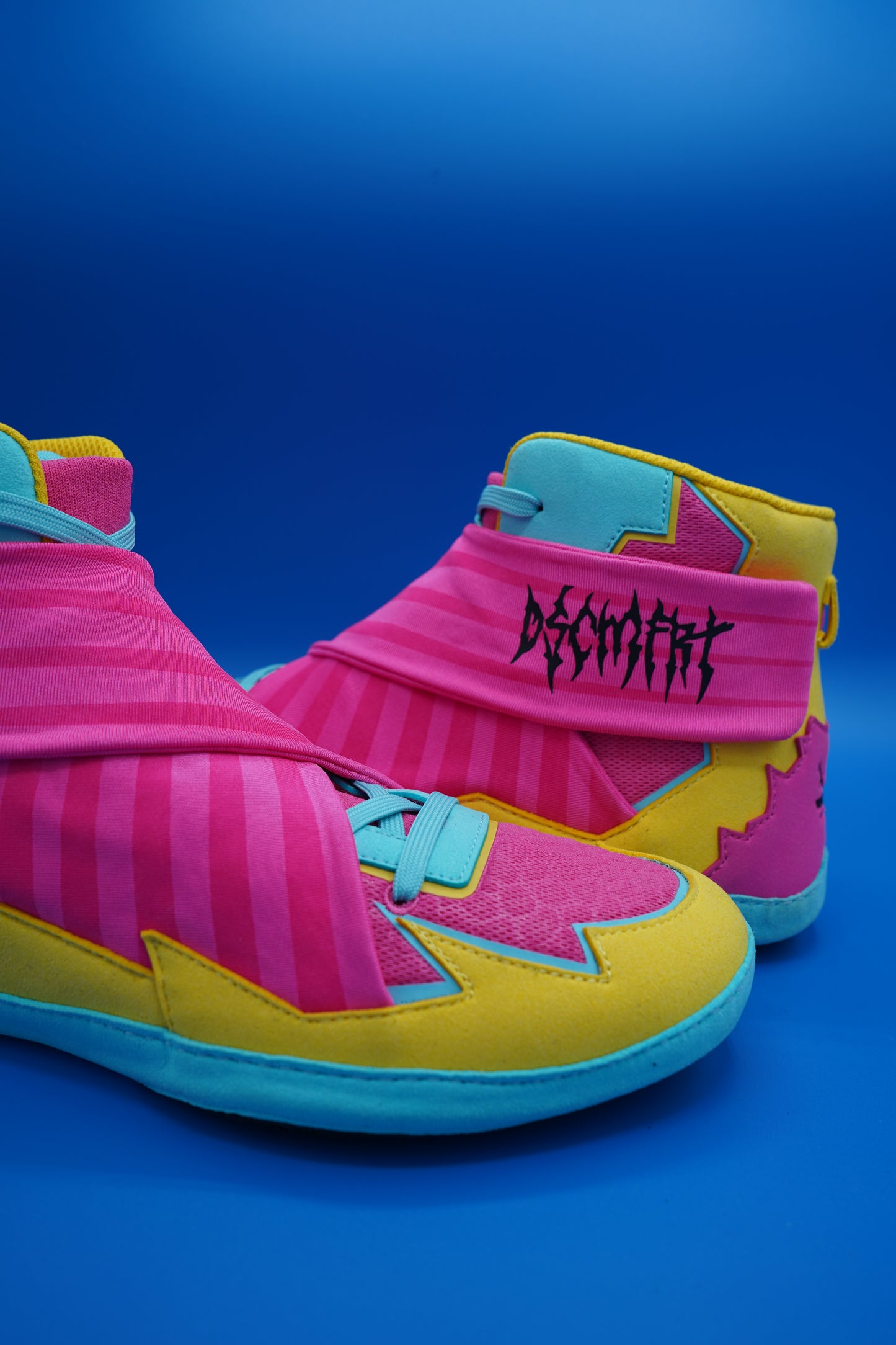 Cross-Face Wrestling Shoes