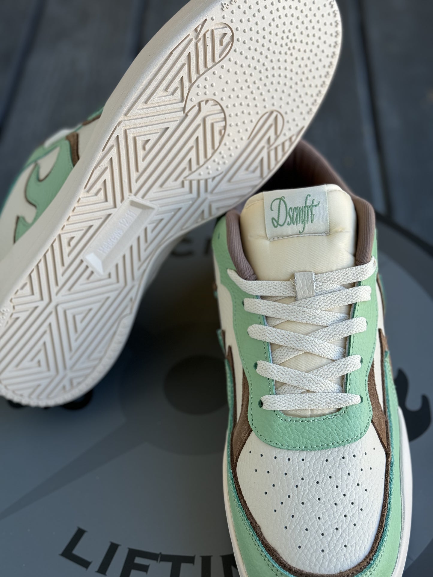 DSCMFRT 1.0 Sage Lifting Low Tops