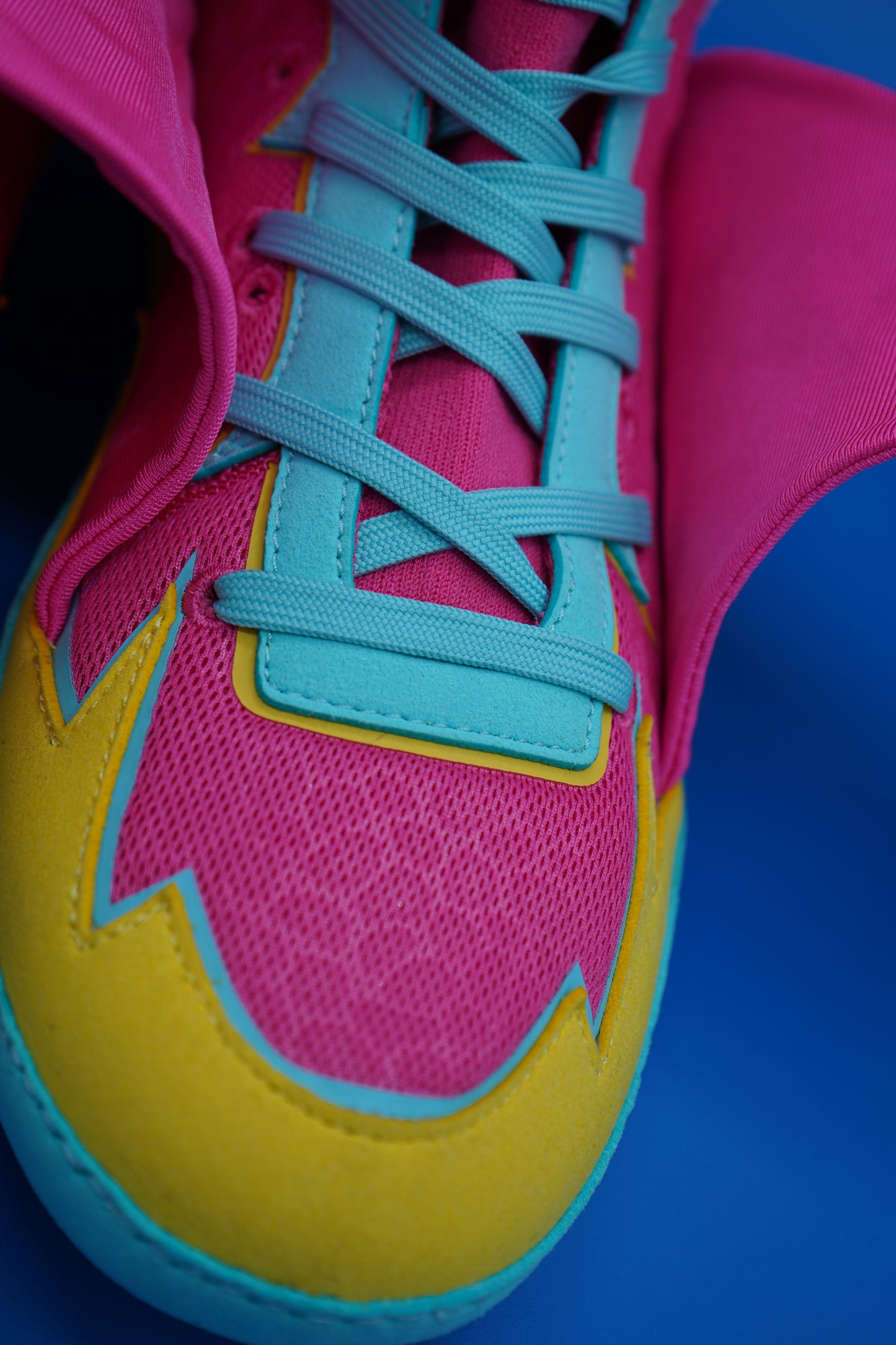 Cross-Face Wrestling Shoes